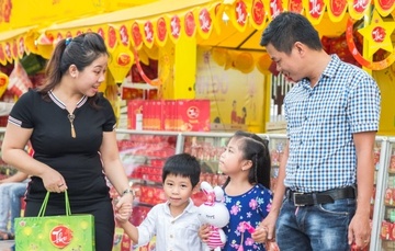 Khong khi choi Trung thu ron rang tai cac thanh pho lon hinh anh