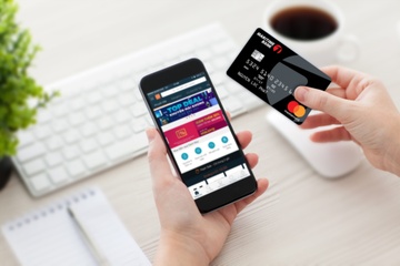 Mua hang Lazada, chu the Maritime Bank Mastercard duoc giam them 30% hinh anh