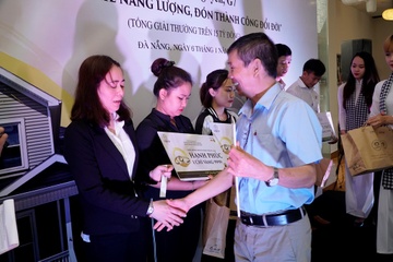 Them 27 khach hang trung nhan vang tu Trung Nguyen, G7 hinh anh