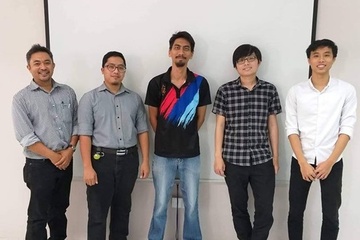 Sinh vien DH FPT so hoa viec quan ly kho tai Brunei bang phan mem hinh anh