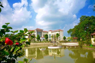Dai hoc Nong Lam Thai Nguyen - ngoi truong hoi nhap quoc te hinh anh
