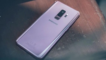 Cach so huu Galaxy S9+ gia 8,1 trieu dong tai Di Dong Viet hinh anh