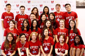 Trai he giao duc khai phong cua sinh vien Harvard cap ben SIU hinh anh