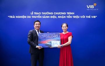 Dung the tin dung, khach VIB trung ve du lich chau A bang du thuyen hinh anh