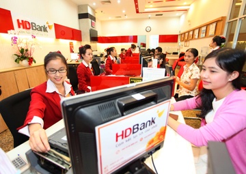 HDBank mien phi chi luong tai quay hinh anh