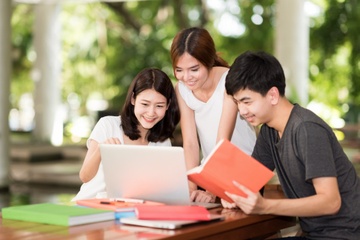 Vi sao nen thi lay chung chi tieng Anh Cambridge? hinh anh