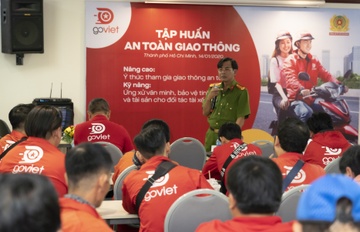 GoViet phoi hop voi cong an TP.HCM to chuc dao tao doi tac tai xe hinh anh