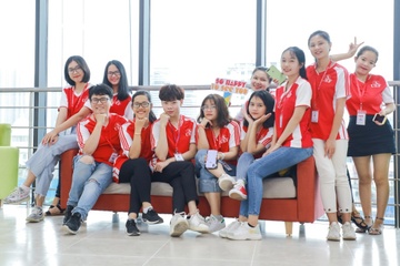 'Gia tai' hoc tap cua sinh vien truong quoc te song ngu hinh anh