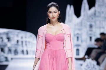 Thiet ke ton voc dang phu nu cua nha mot Elisabetta Franchi hinh anh