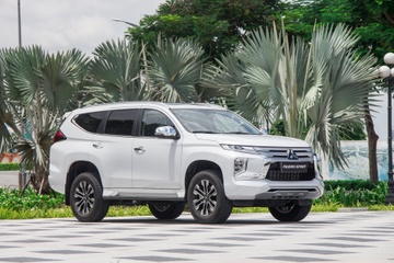 Mitsubishi ap dung uu dai lon cho tat ca dong xe hinh anh