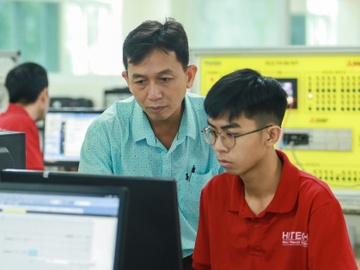 Hoc robot va tri tue nhan tao, tu tin hoi nhap nganh cong nghe hinh anh