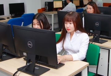 Giam ap luc thi cu voi chuong trinh xet tuyen 9+ cua Cao dang Hoa Sen hinh anh
