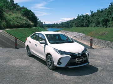 Vi sao Toyota Vios 2021 la mau xe gia dinh pho bien? hinh anh