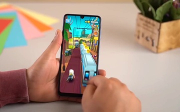 Galaxy M22 - smartphone ‘tron vai’ cho nguoi tre giai tri, quay vlog hinh anh