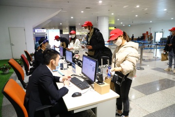 Vietjet don chuyen bay quoc te dau tien tu Tokyo den Ha Noi nam 2022 hinh anh
