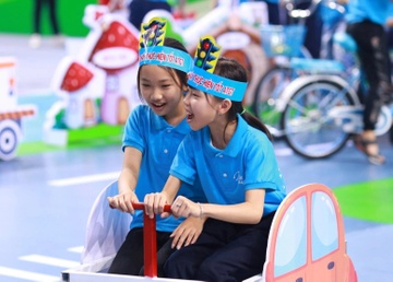 Nang cao ky nang tham gia giao thong cho hoc sinh tieu hoc hinh anh
