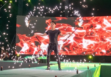 Le hoi bien soi dong tai Regal Legend Quang Binh hinh anh