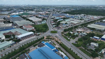 Thi xa Tan Uyen hoan thien ha tang de len thanh pho hinh anh