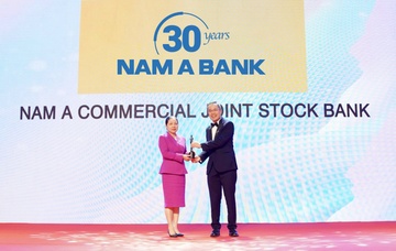 Nam A Bank hai lan lien tiep nhan giai 'Noi lam viec tot nhat chau A' hinh anh