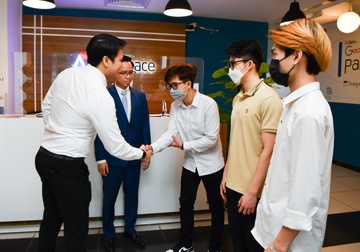 5 ly do nen chon Dai hoc Trung Vuong hinh anh