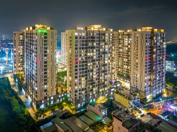 'Thanh pho anh sang' Akari City don mua le hoi cuoi nam hinh anh