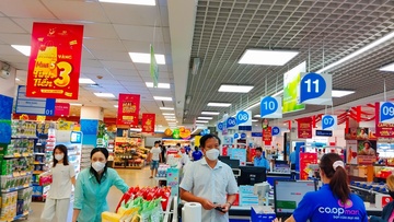 Saigon Co.op tung khuyen mai sinh nhat lon nhat tu truoc den nay hinh anh