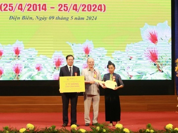 T&T Group trao 5 ty dong ho tro lam nha cho nguoi ngheo tinh Dien Bien hinh anh