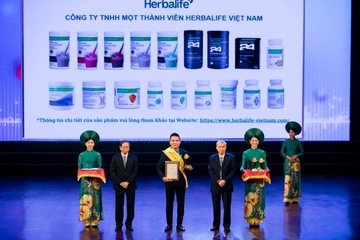 Herbalife Viet Nam dat giai 'San pham vang vi suc khoe cong dong 2024' hinh anh