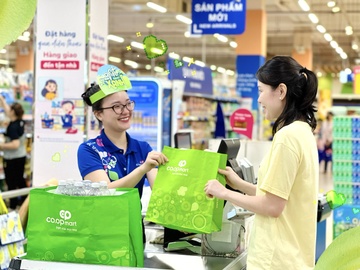 Co.opmart, Co.opXtra trien khai hoat dong nhan ngay Gia dinh Viet Nam hinh anh