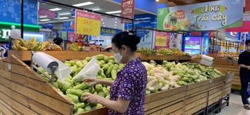 Saigon Co.op no luc dong hanh, chi vien hang hoa cho cac tinh phia Bac hinh anh