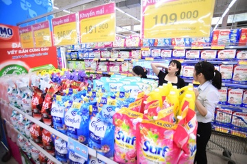 Co.opmart, Co.opXtra tro gia 1.000 san pham kich thuoc lon hinh anh