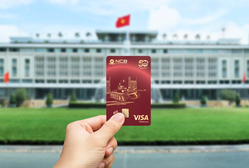 Thẻ tín dụng gắn với dấu mốc lịch sử của Việt Nam