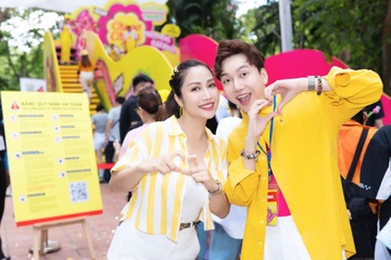 Chupa Chups lan toa tinh than ‘mai vui’ o Ngay hoi huou cao co hinh anh