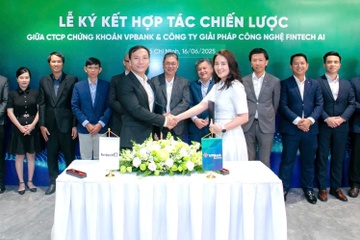 VPBankS va Fintech AI bat tay phat trien StockGuru hinh anh
