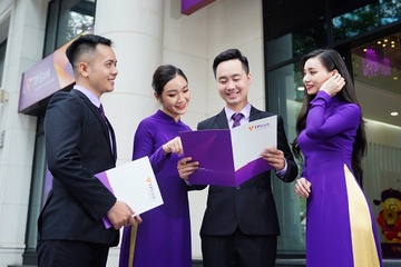 TPBank kien toan nhan su ban dieu hanh, huong toi phat trien ben vung hinh anh