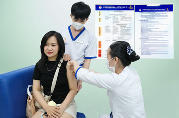 VNVC ra mat vaccine 4 trong 1 phong soi, quai bi, rubella, thuy dau hinh anh