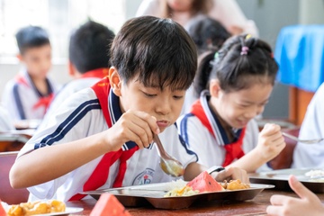 Tang cuong vi chat - tiep nang luong cho con but pha trong hoc tap hinh anh