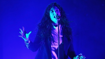 Lorde he lo ca khuc chinh cua bom tan ‘The Hunger Games’ moi hinh anh