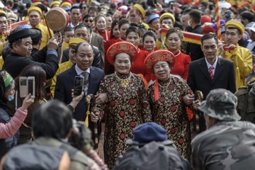 Le ruoc nguoi song o vung dao Ha Nam hinh anh