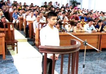 Ke cuong yeu ban vao mat thieu nu xinh dep hinh anh
