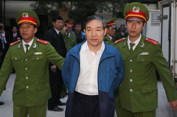 Bo GTVT: 'Tra luong cho Duong Chi Dung khong sai' hinh anh
