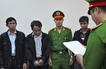 Can bo Agribank tham o hang chuc ty dong de danh bac hinh anh