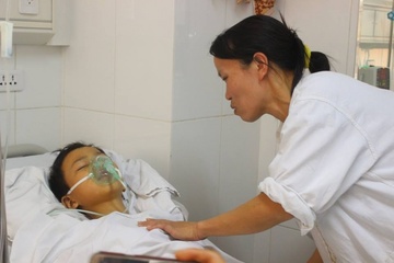 Nan nhan xe bien xanh gay tai nan bi lua het tien phau thuat hinh anh
