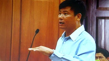 Ong Truong Duy Nhat ra tu hinh anh