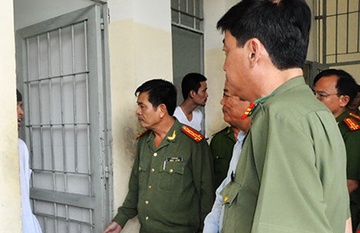 Giam doc Cong an Da Nang noi ve giang ho Hai Phong hinh anh
