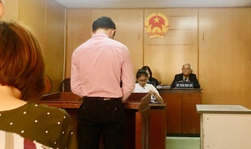 Vet truot cua mot giang vien dai hoc hinh anh