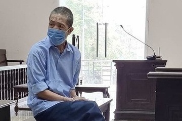 Nuoc mat cha gia bi cao buoc giet con trai bat hieu o Ha Noi hinh anh