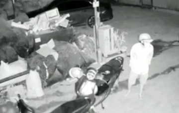 Thanh nien treo vao nha dan lay trom nhieu tai san bi bat sau vai gio hinh anh