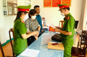 Nu ke toan trung tam y te lua chiem gan 22 ty dong hinh anh