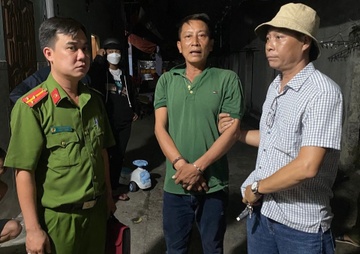 Danh vo thuong tich roi bo tron khoi dia phuong hinh anh
